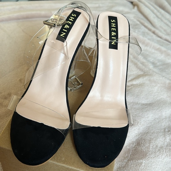 Clear heel shoes - Picture 2 of 3